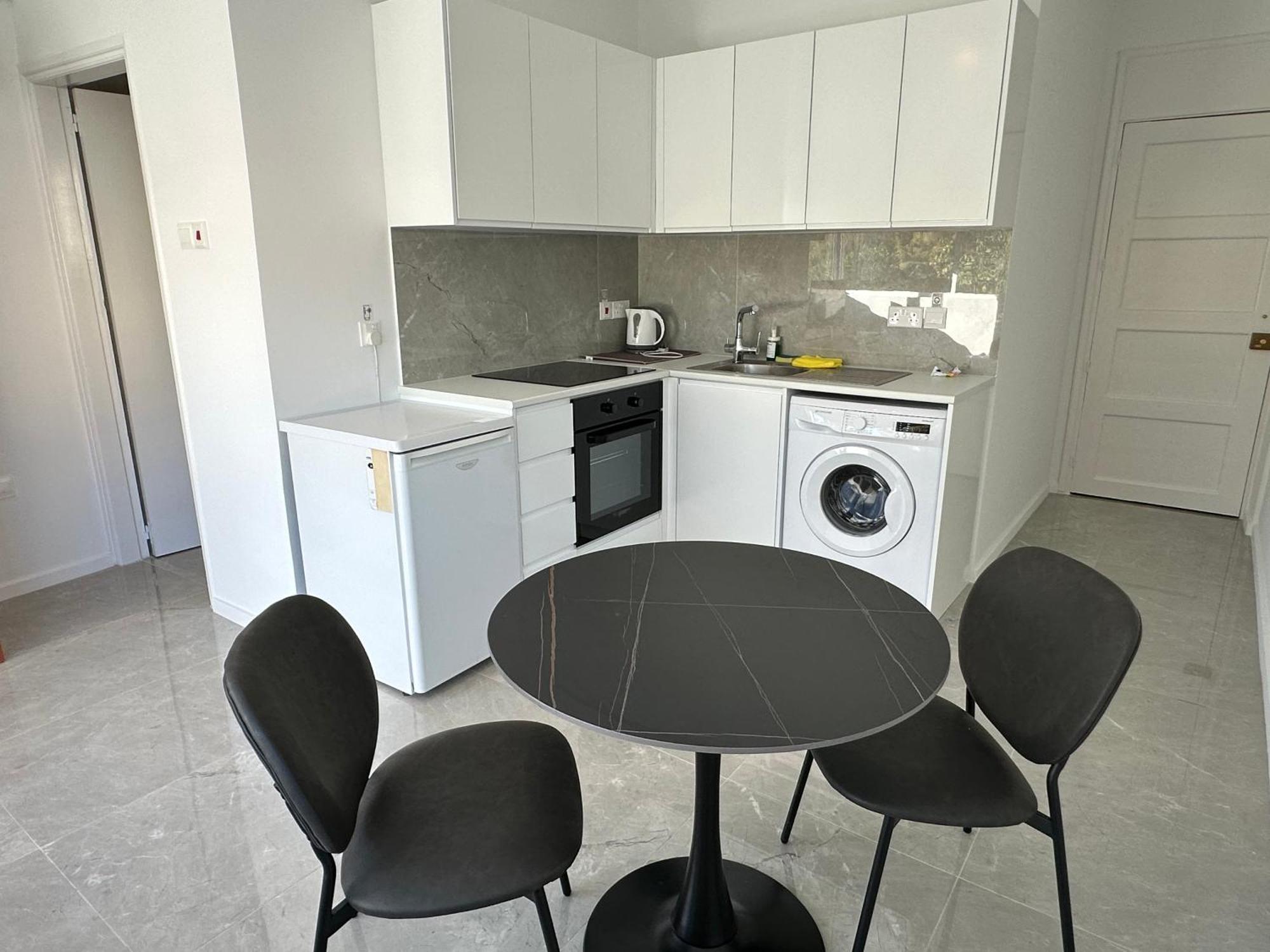 Apartment Appartments 750m From Beach, Tourist Area Limassol